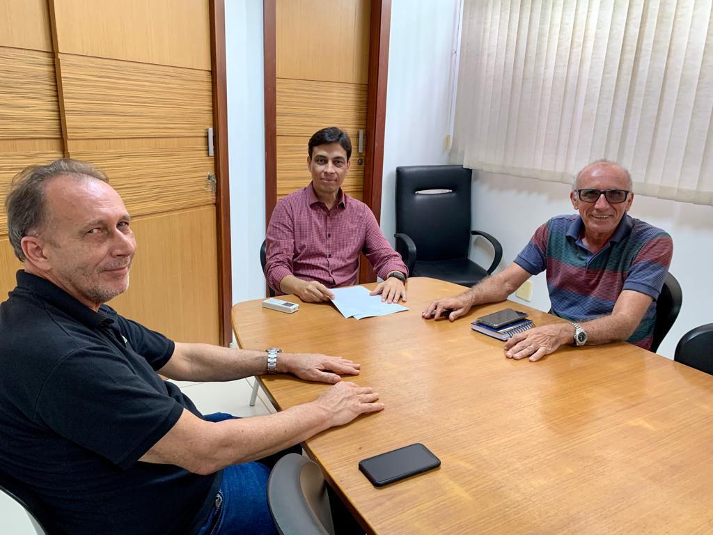 SMTT se reúne com Sintax para esclarecer dúvidas sobre auxílio para taxistas - SMTT Aracaju